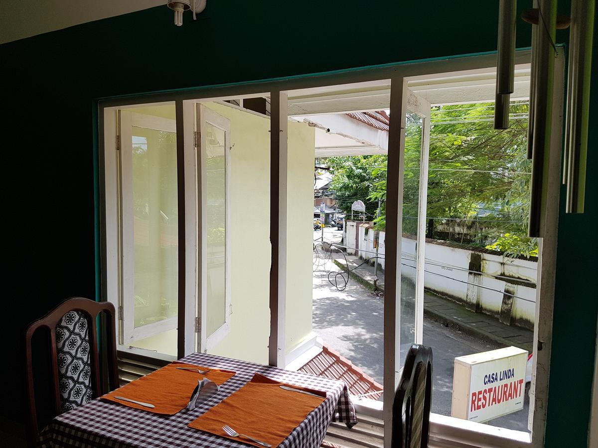 Casa Linda Hotel Kochi Exterior photo